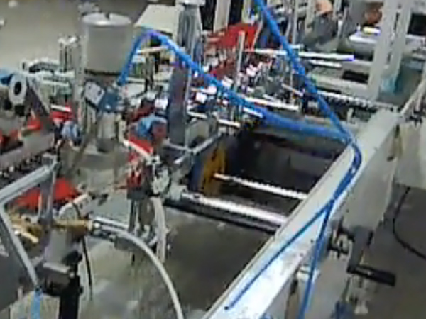 東莞(wan)市和記機(ji)械全自動(dong)膠盒機