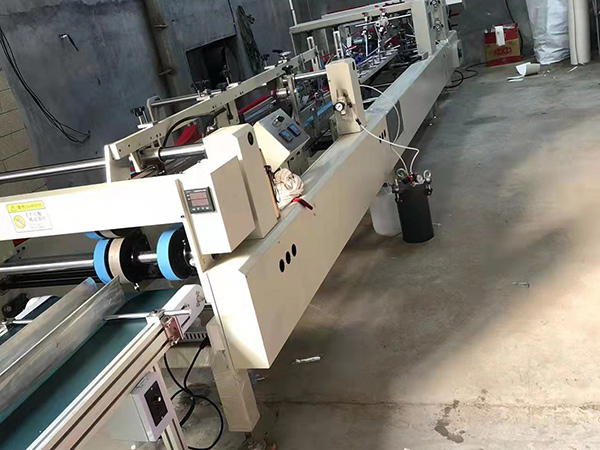 全(quan)自動膠(jiao)盒機銷(xiao)售