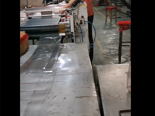 窗簾膠(jiao)盒機